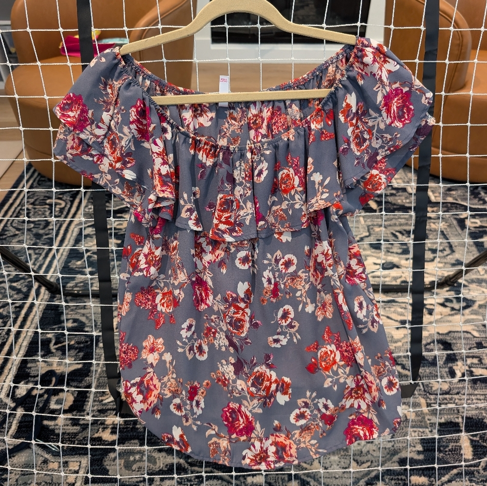 Open back floral top